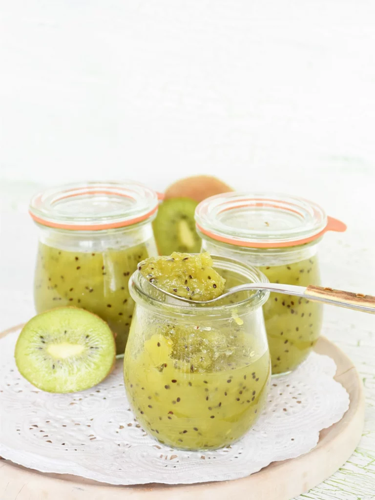 Kiwi-Marmelade selbst gemacht im Glas