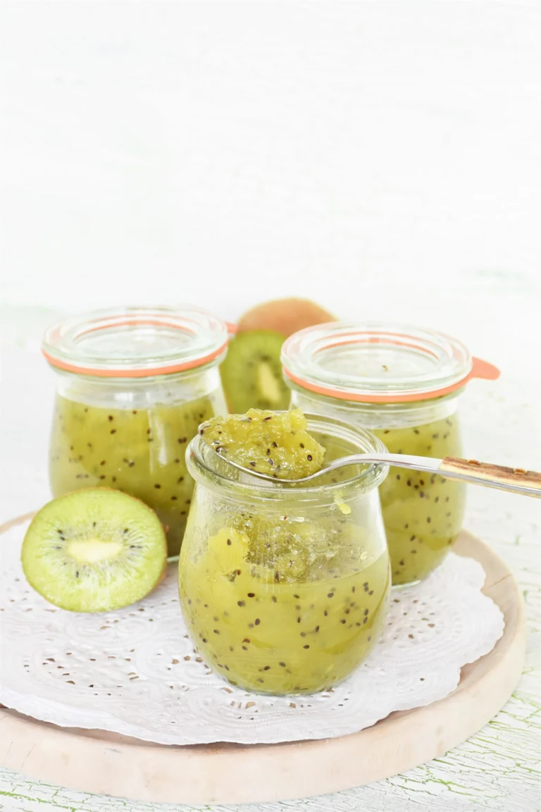 Kiwi-Marmelade selbst gemacht im Glas