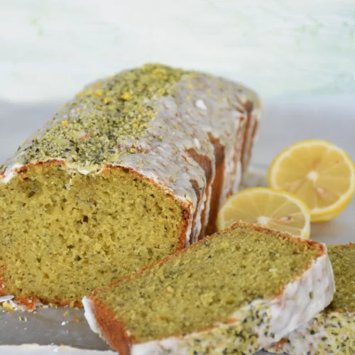 Kuchen mit Kürbiskernen und Kürbiskernöl