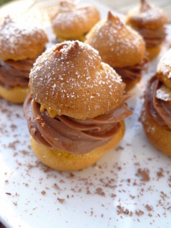 Profiteroles mit Schokofülle