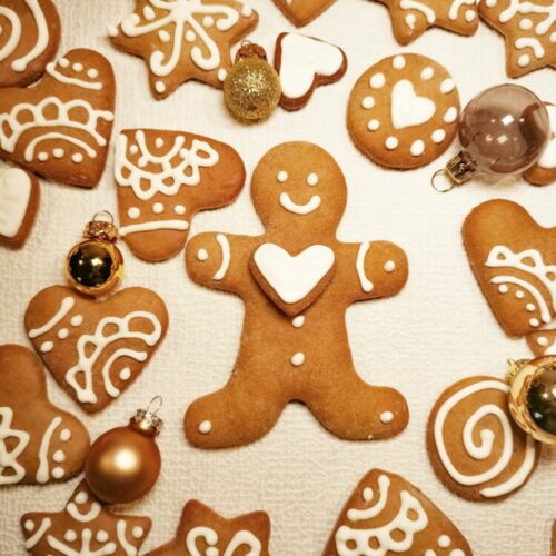Bild Lebkuchen mit weißer Verzierung aus FRUNIX-Zucker
