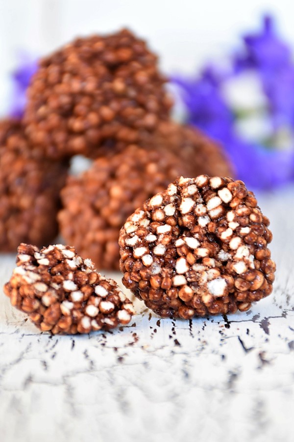 Quinoa Kakao Bällchen für fructosearmes Naschen