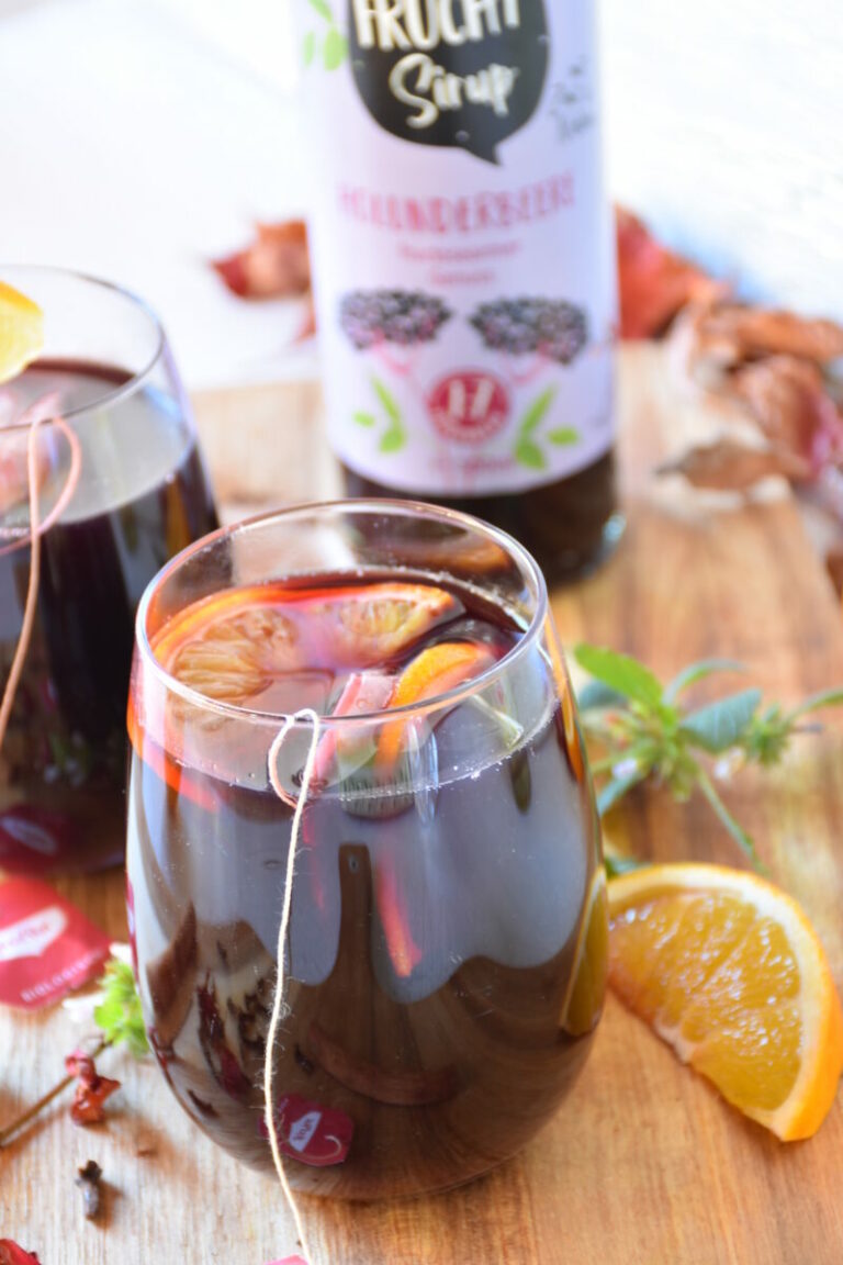 Holunderpunsch mit wenig Fructose
