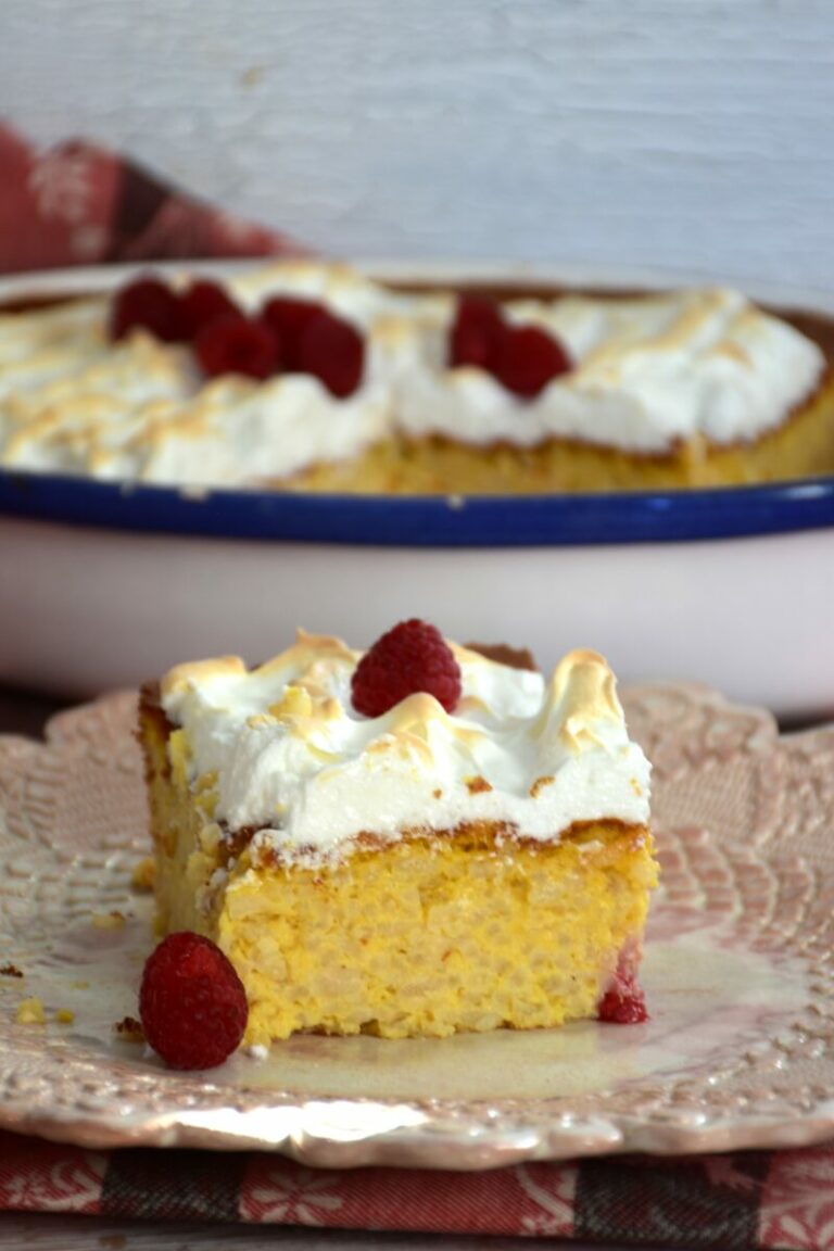 Reisauflauf mit Himbeeren, im Ofen überbacken und mit FRUNIX Himbeersirup